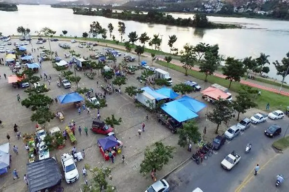 Feira Livre de Colatina: reunião define melhorias para usuários e feirantes